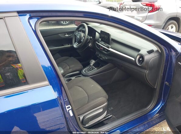 3KPF24AD5ME324748 2021 KIA FORTE Blue Vista interior delantera