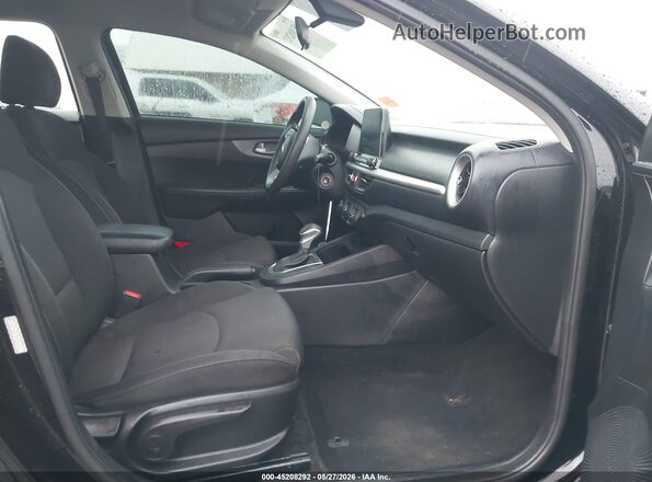 3KPF24AD5ME366403 2021 KIA FORTE Black Vista interior delantera