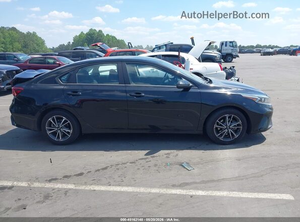 3KPF24AD5NE429291 2022 KIA FORTE Черный Вид задней части салона