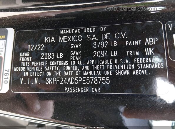 3KPF24AD5PE578755 2023 KIA FORTE Black Vista del compartimento del motor