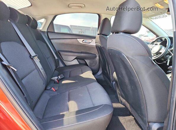 3KPF24AD5RE711632 2024 KIA FORTE Orange 