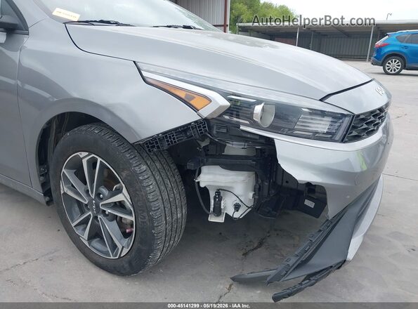 3KPF24AD5RE760183 2024 KIA FORTE Gray Vista frontal