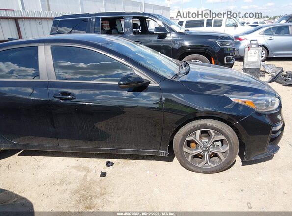 3KPF24AD6KE066902 2019 KIA FORTE Black Вид задньої частини салону