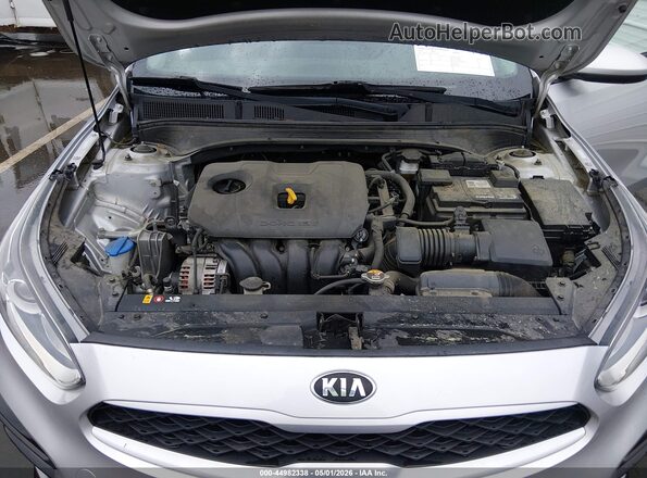 3KPF24AD6LE147948 2020 KIA FORTE Silver Vista trasera