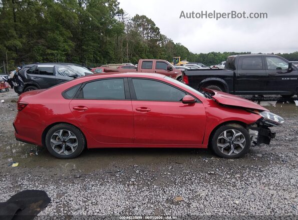 3KPF24AD6ME285586 2021 KIA FORTE Red Вид задньої частини салону