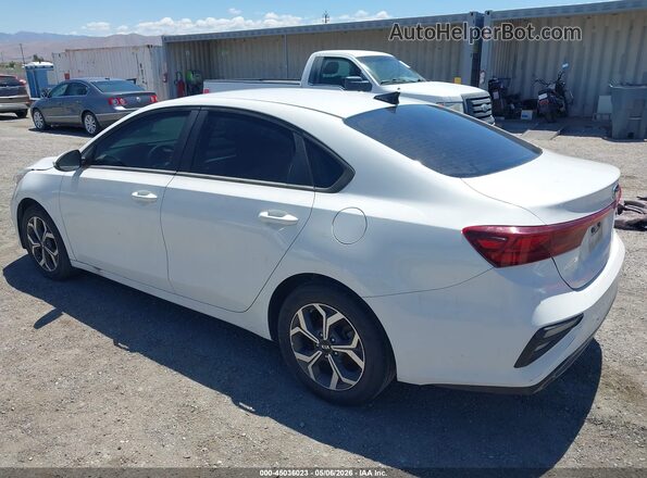 3KPF24AD6ME300281 2021 KIA FORTE Белый 