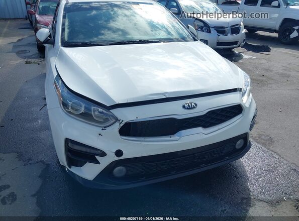3KPF24AD6ME357953 2021 KIA FORTE White Вид спереду