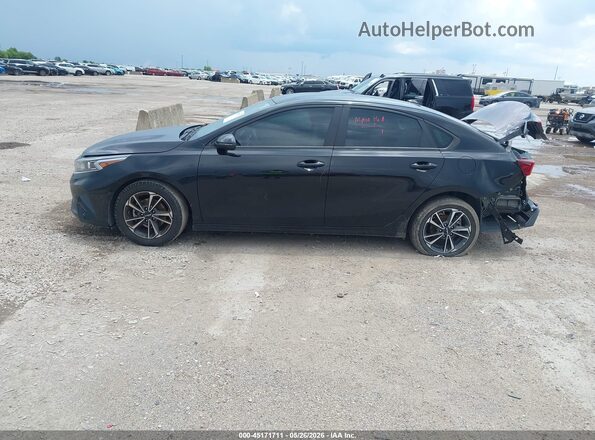 3KPF24AD6PE676726 2023 KIA FORTE Black სალონის 360-გრადუსიანი ხედი