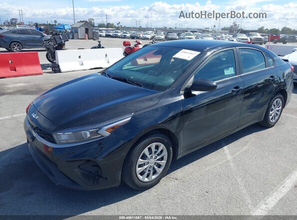 3KPF24AD6RE766901 2024 KIA FORTE Black Vista tres cuartos delantera izquierda