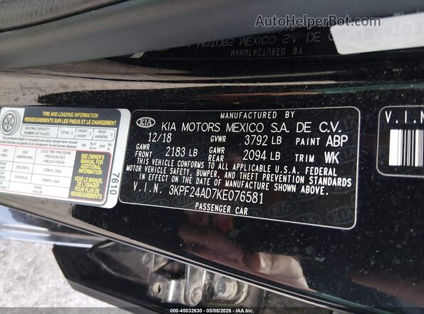 3KPF24AD7KE076581 2019 KIA FORTE Black 