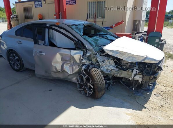 3KPF24AD7LE207722 2020 KIA FORTE Белый Вид задней части салона