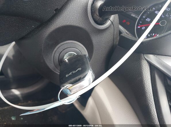 3KPF24AD7PE678260 2023 KIA FORTE Gray Առջևի վահանակի տեսք