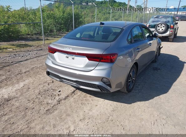 3KPF24AD7RE705802 2024 KIA FORTE Beige Rear right
