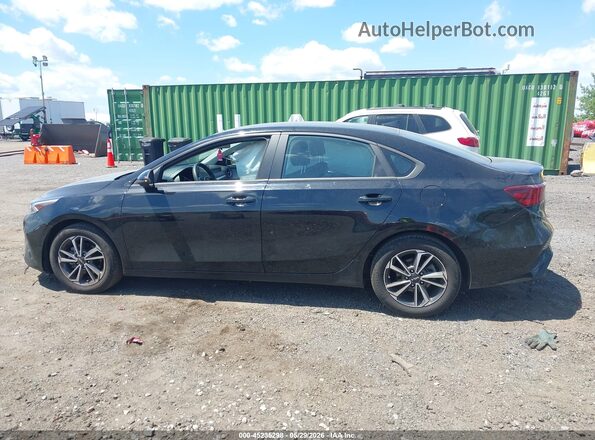 3KPF24AD7RE735219 2024 KIA FORTE Black Սալոնի 360 աստիճան տեսք