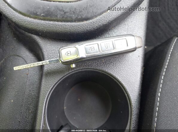 3KPF24AD8KE090652 2019 KIA FORTE Silver Առջևի վահանակի տեսք