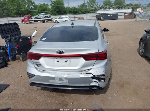 3KPF24AD8KE090652 2019 KIA FORTE Silver 