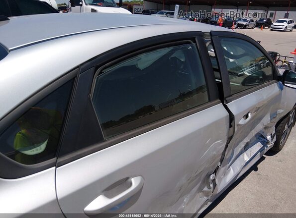 3KPF24AD8KE113380 2019 KIA FORTE Silver 