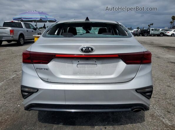 3KPF24AD8LE174889 2020 KIA FORTE Silver Rear view