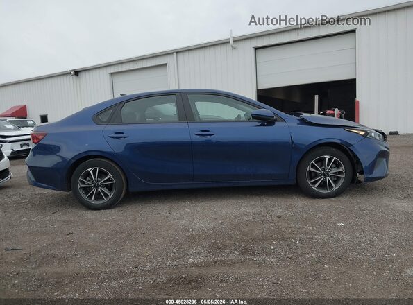 3KPF24AD8PE551405 2023 KIA FORTE Синий Вид задней части салона
