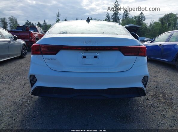 3KPF24AD8PE650306 2023 KIA FORTE White 
