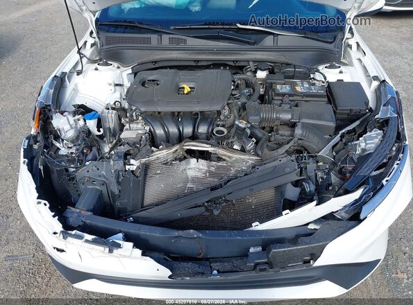 3KPF24AD8PE650306 2023 KIA FORTE White Vista trasera