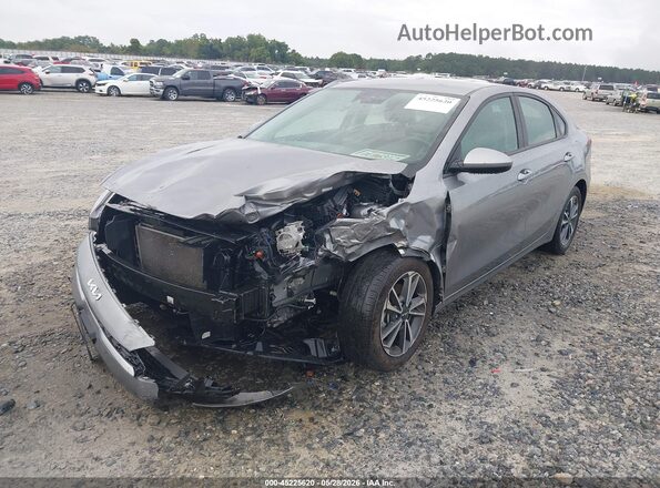 3KPF24AD8RE784381 2024 KIA FORTE Silver წინა მარცხენა ხედი სამი მეოთხედიდან