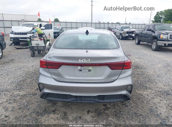 3KPF24AD8RE784381 2024 KIA FORTE Silver 