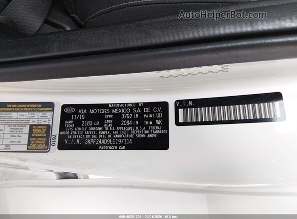 3KPF24AD9LE197114 2020 KIA FORTE White Widok komory silnika