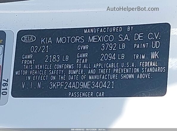 3KPF24AD9ME340421 2021 KIA FORTE White Widok komory silnika