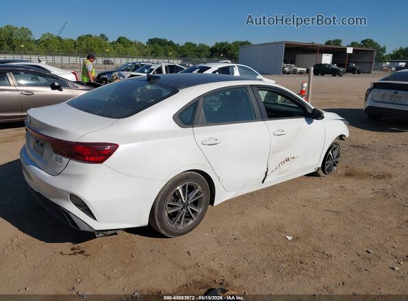 3KPF24AD9NE455084 2022 KIA FORTE White Задня права чверть