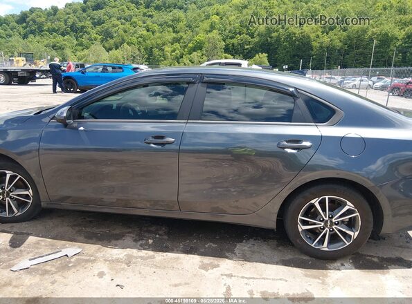 3KPF24AD9NE465047 2022 KIA FORTE Gray 