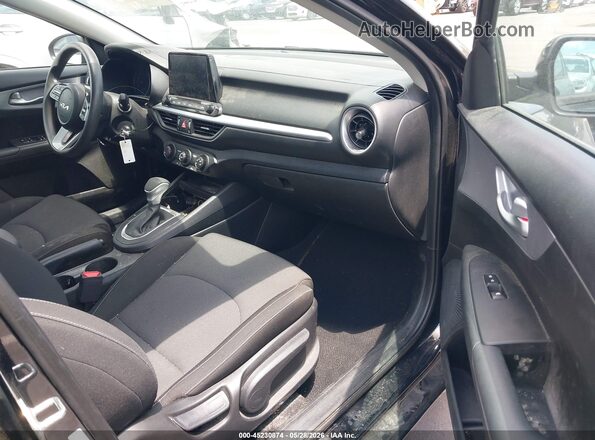 3KPF24AD9PE688918 2023 KIA FORTE Black Vista interior delantera
