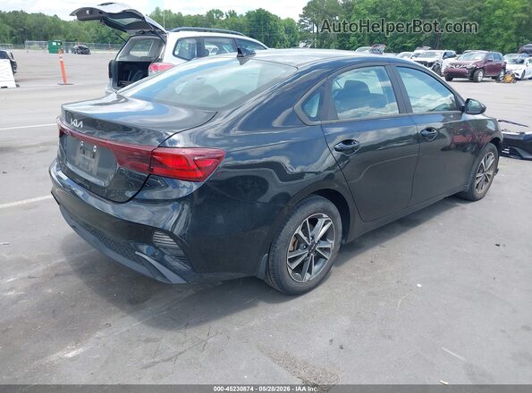 3KPF24AD9PE688918 2023 KIA FORTE Black Trasero derecho