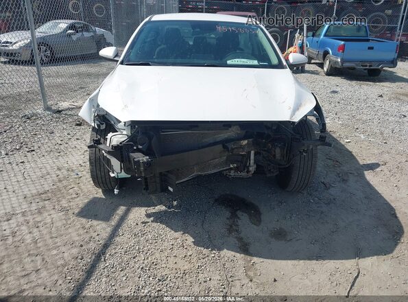 3KPF24AD9RE706207 2024 KIA FORTE Белый Вид спереди
