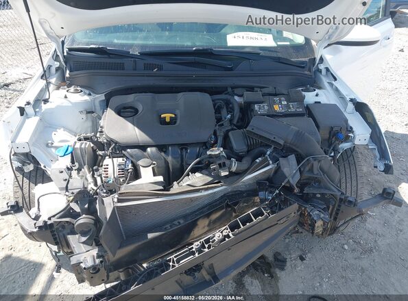 3KPF24AD9RE706207 2024 KIA FORTE Белый Вид сзади