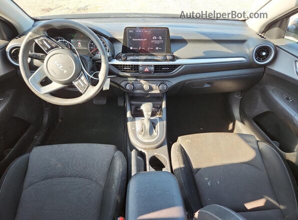 3KPF24AD9RE803889 2024 KIA FORTE Gray 