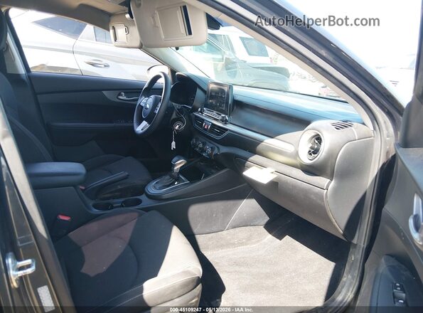 3KPF24ADXLE184064 2020 KIA FORTE Navy Вид салону спереду