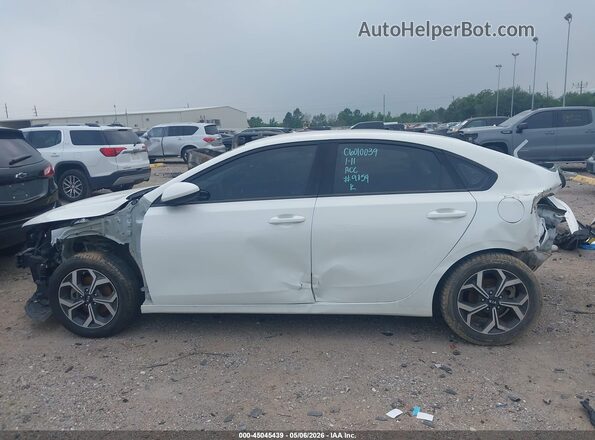 3KPF24ADXLE259054 2020 KIA FORTE White 