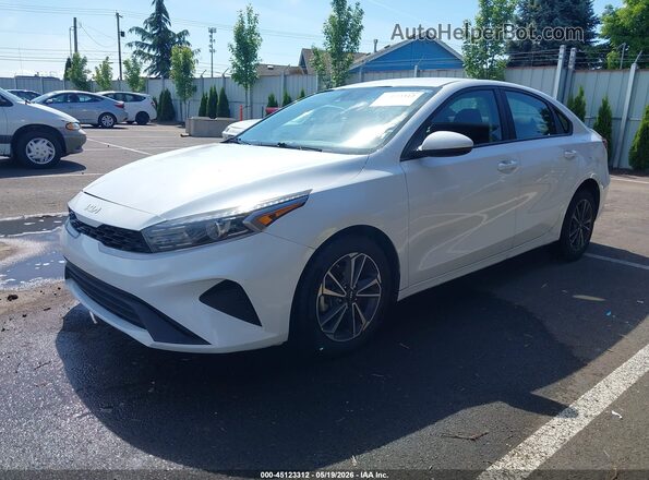 3KPF24ADXNE430453 2022 KIA FORTE White Przód lewy