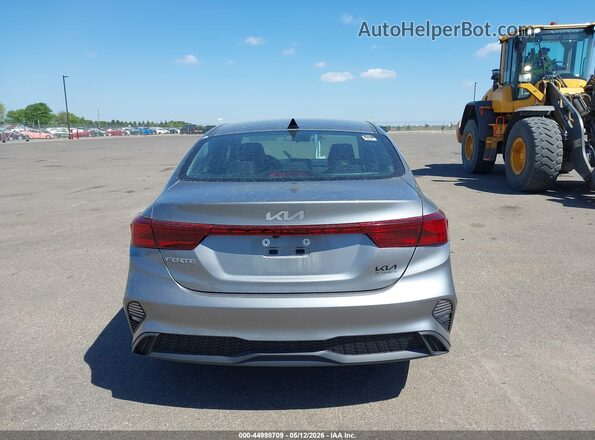 3KPF24ADXNE454526 2022 KIA FORTE Серебряный 
