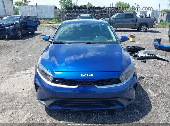 3KPF24ADXPE585796 2023 KIA FORTE Blue Вид задньої частини салону