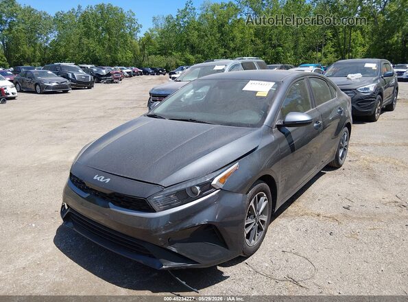 3KPF24ADXPE622121 2023 KIA FORTE Gray Vista tres cuartos delantera izquierda