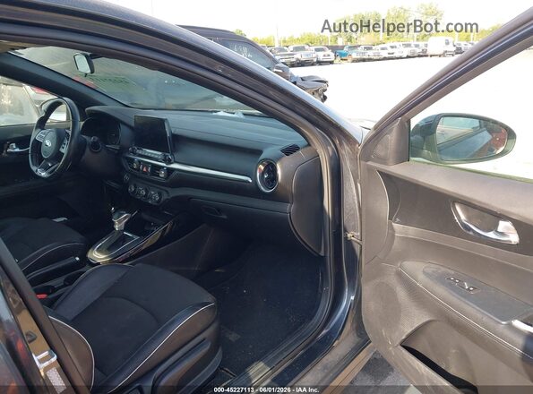 3KPF34AD0ME275987 2021 KIA FORTE Gray Սալոնի դիմացի տեսք