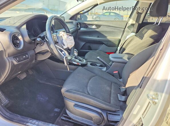 3KPF34AD1KE049700 2019 KIA FORTE Серебряный 