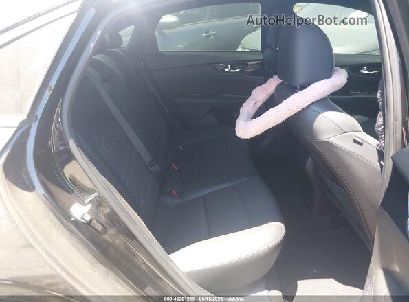 3KPF34AD3ME351069 2021 KIA FORTE Black 