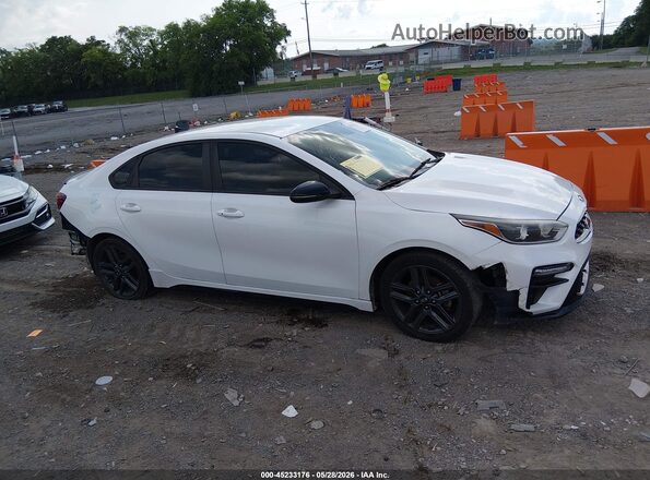 3KPF34AD5ME290663 2021 KIA FORTE Черный Вид задней части салона