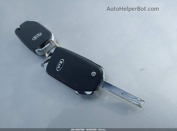 3KPF34AD8KE011509 2019 KIA FORTE Silver 