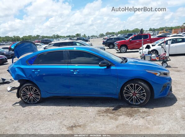 3KPF44AC1PE608190 2023 KIA FORTE Blue Вид задньої частини салону