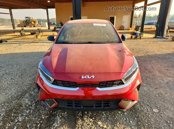 3KPF44AC3RE687221 2024 KIA FORTE Red Widok z przodu