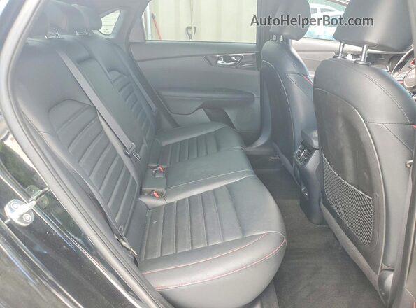 3KPF44AC4PE608863 2023 KIA FORTE Black 